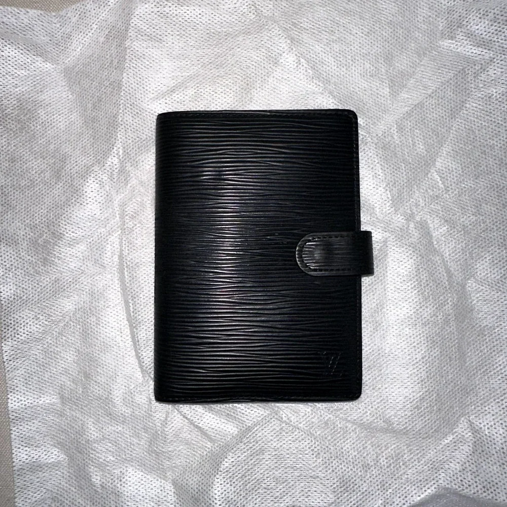 Louis‎ Vuitton Epi Leather Small Ring Agenda Cover